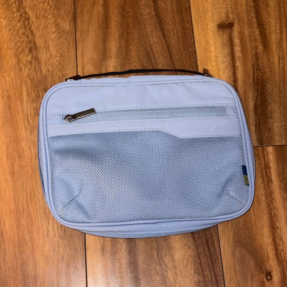 NWOT technology/ travel case